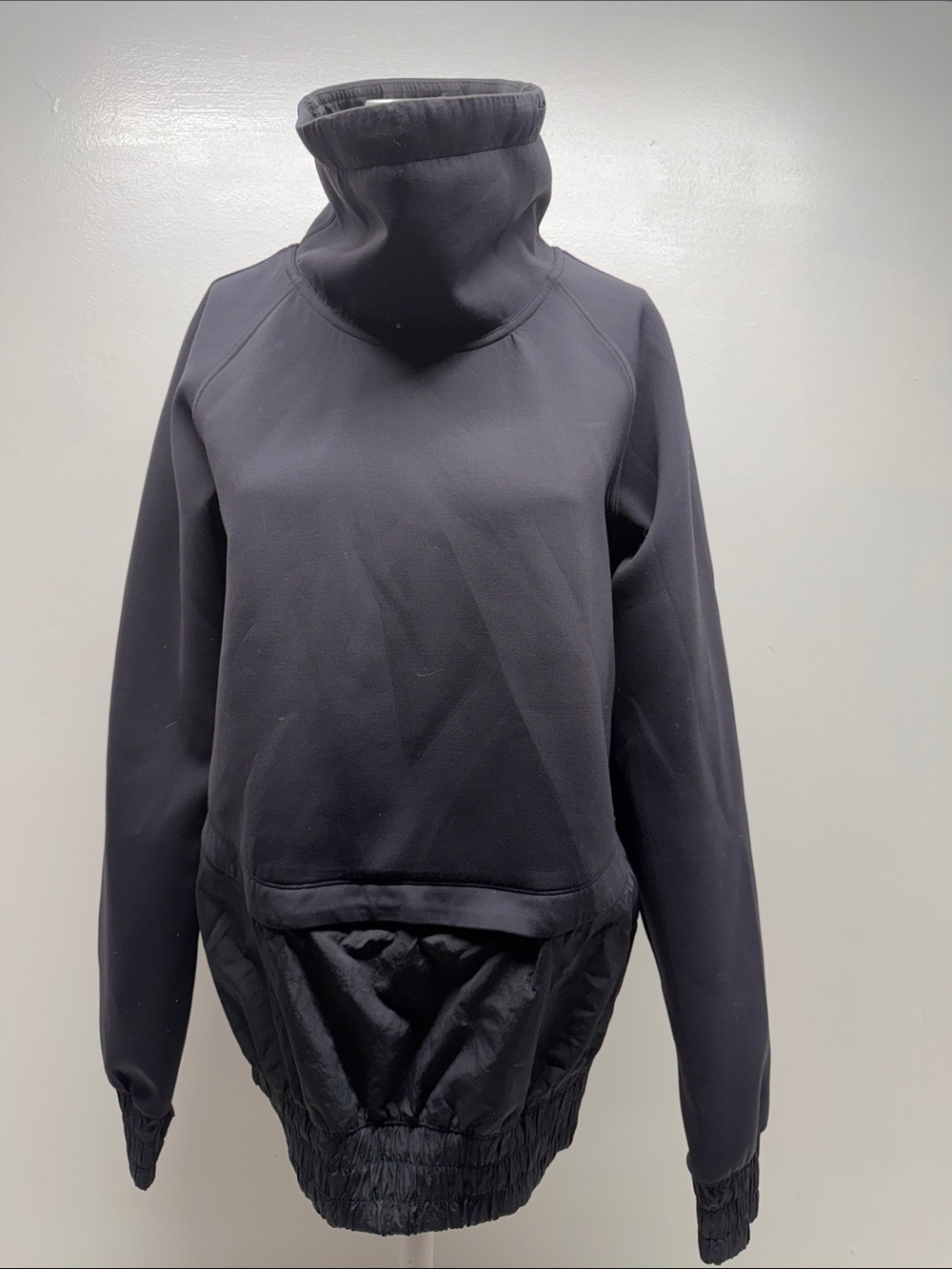 Lululemon Power Position Pullover Sweatshirt Long Sleeve Funnel Top Black Small